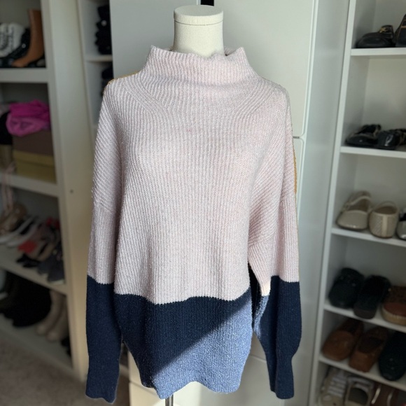 Free Assembly Multicolor Cowl Neck Sweater with Soft Knit Fabric - Picture 4 of 8